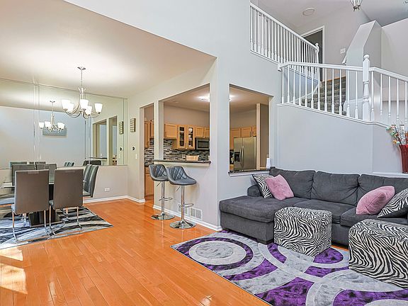 3rd image of 518 King Ave #518