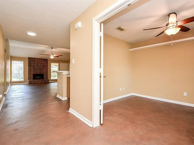 22823 Williamschase Dr — Photo 5