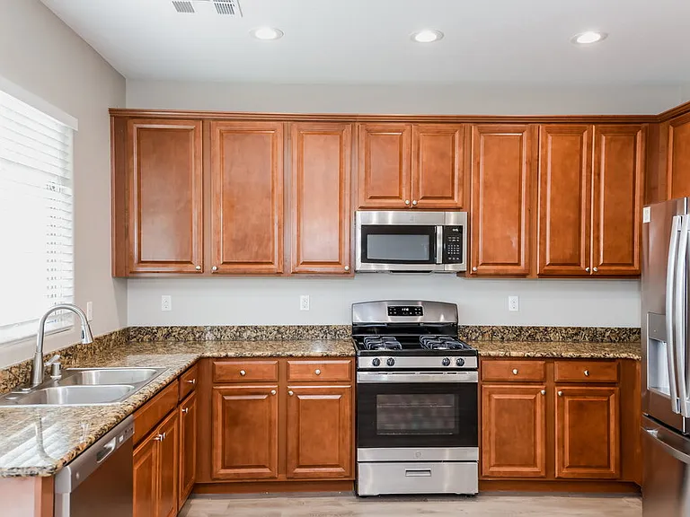 5428 Funks Grove Ln — Photo 8