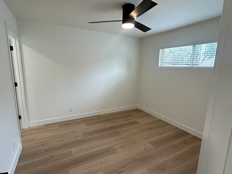 2633 E Glenrosa Ave #3 — Photo 7