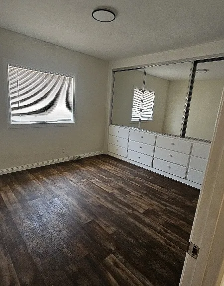 2640 Roseview Ave — Photo 5