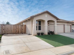 712 Albatross Dr, Ione, CA 95640
