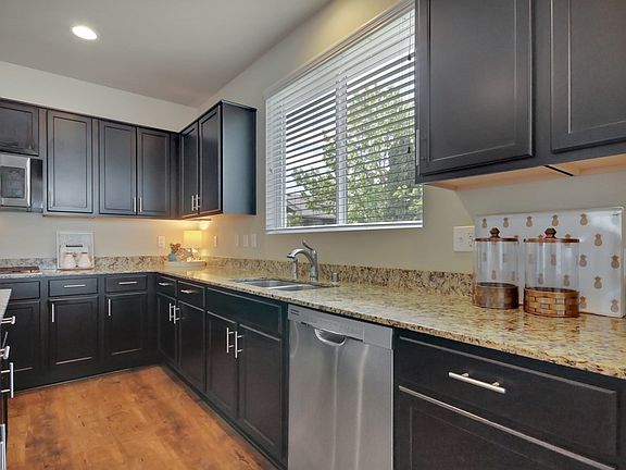 5th image of 11817 172nd Street Ct E