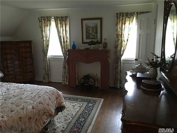 2nd image of 257 Lincoln Ave
