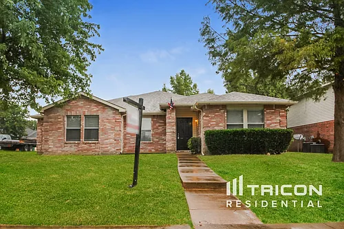 647 Bluechalk Dr Photo 1 647 Bluechalk Dr Photo 1