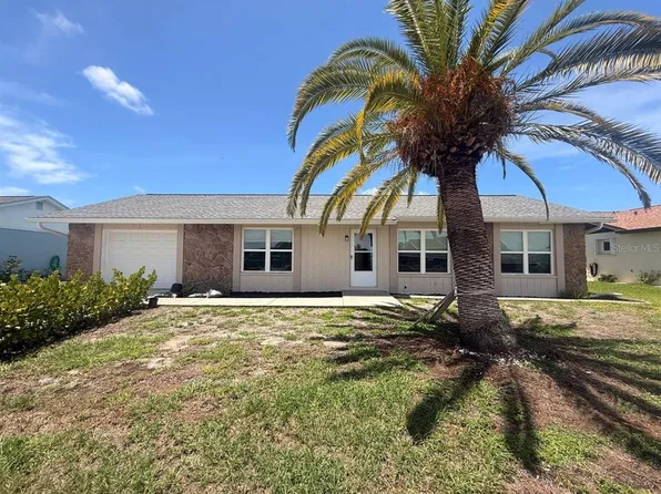 13569 Overton Ave, Pt Charlotte, FL 33981