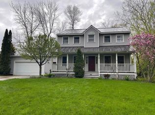 20 Westminster Dr, Burlington, VT 05408
