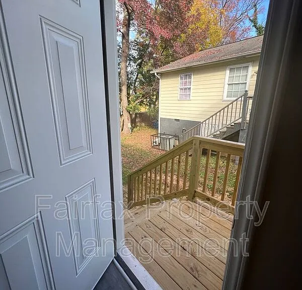 721 Liberty St #C — Photo 19