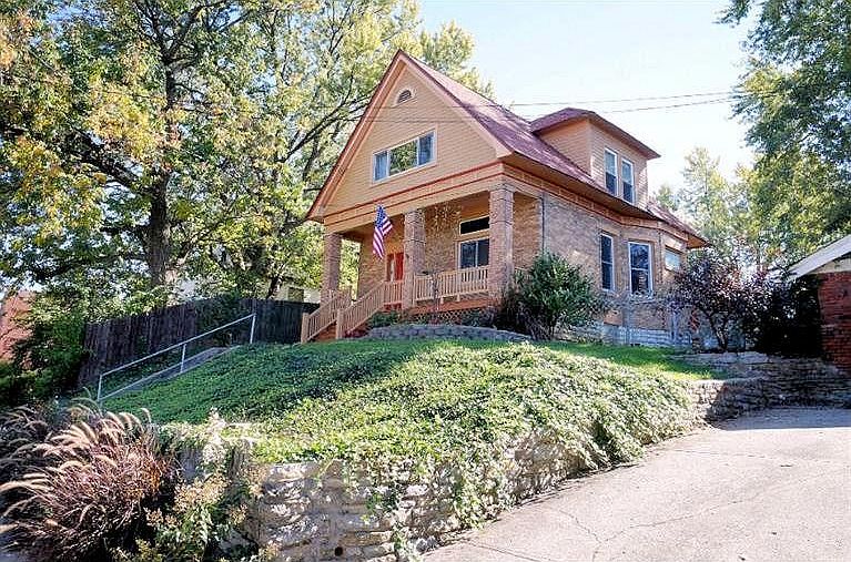 1st image of 2115 Williams Ave