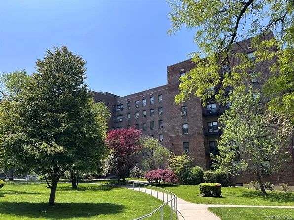 2534 Union Street #2F, Flushing, NY 11354