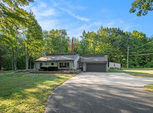 15902 Riley St, Holland, MI 49424