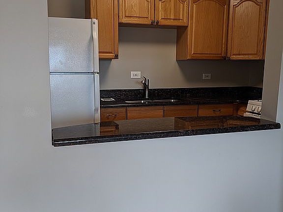 5th image of 8524 Skokie Blvd APT 2B