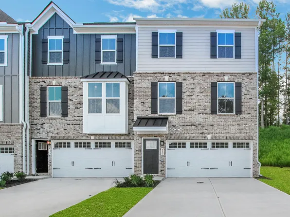 815 Woods Chapel Rd, Sugar Hill, GA 30518