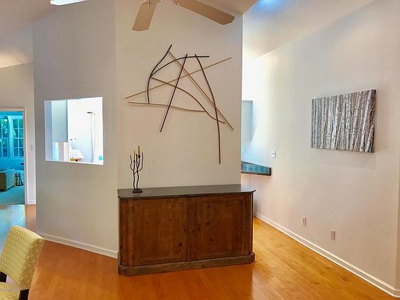 2nd image of 585 Woodbridge Cir