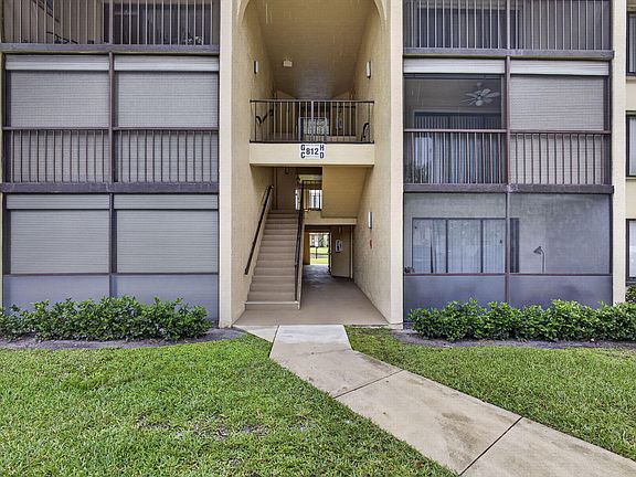 2nd image of 812 Sky Pine Way #G1