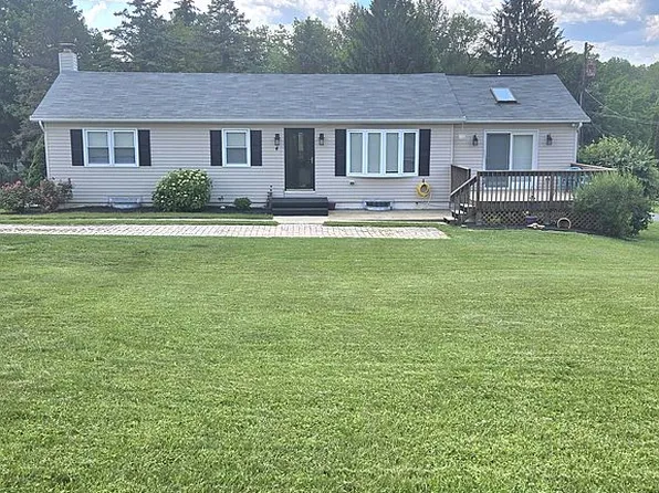 4 Stull Dr, Thurmont, MD 21788