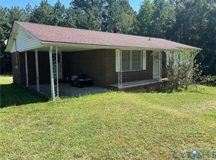 144 Fields Ln, Alberta, VA 23821