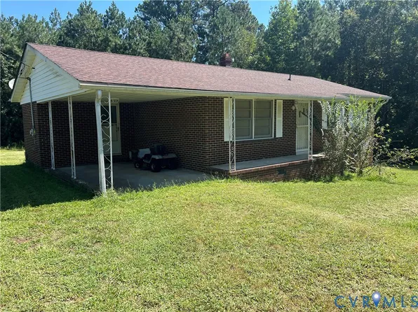144 Fields Ln, Alberta, VA 23821