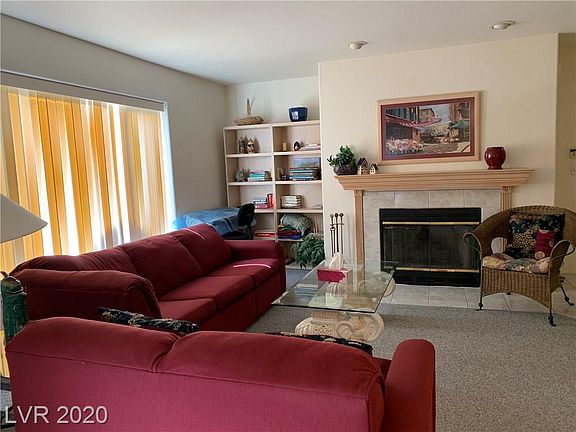 3rd image of 701 Capri Dr Unit 6B