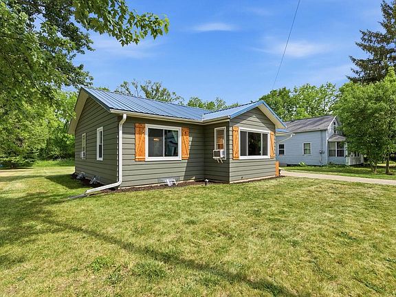 3rd image of 5209 S County Road D Road