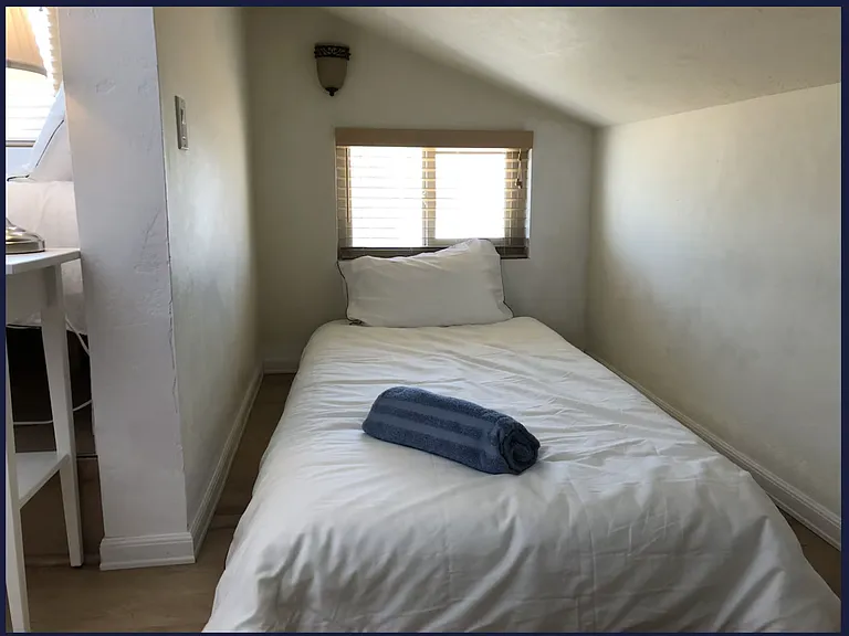 3261 Ocean Front Walk #2B — Photo 12