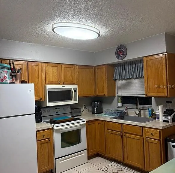26591 Fairway Dr #B — Photo 7