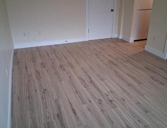 Living/sleeping room