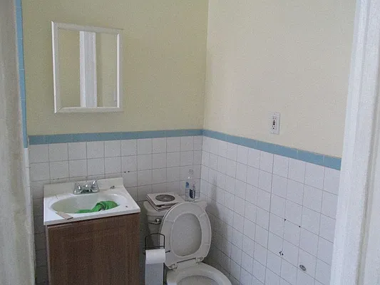 Rented by Windsor Homes Realty Corp | media 4