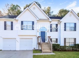 8051 Harmony Lakes Dr, Lithonia, GA 30058