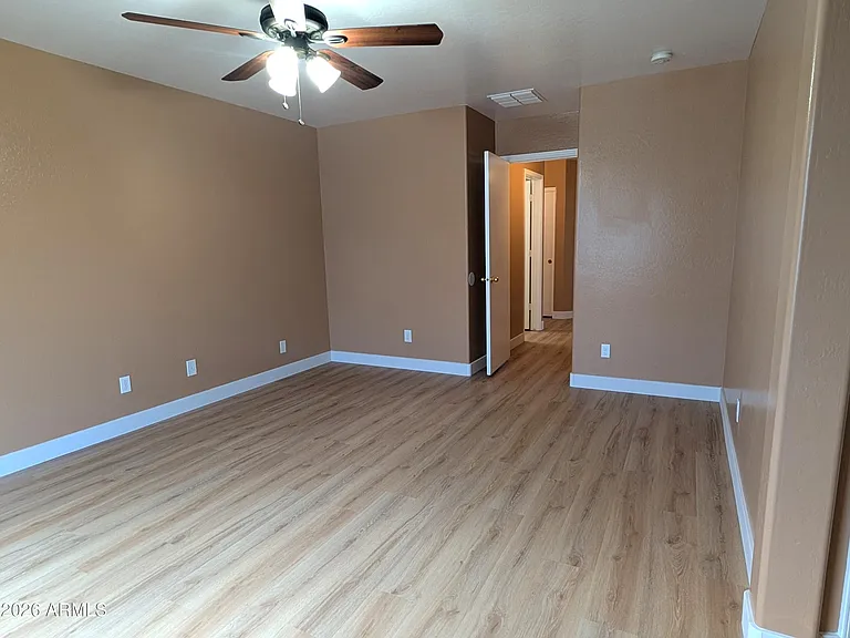 13216 W Mauna Loa Ln — Photo 16