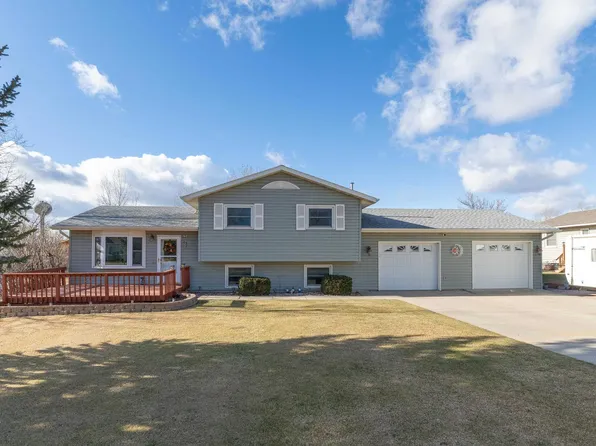 6560 Beverly Dr, Rapid City, SD 57701