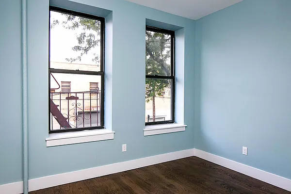 Rented by Nooklyn NYC LLC | media 14