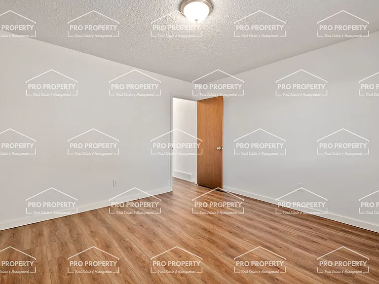 3017 Maryland Pl — Photo 16