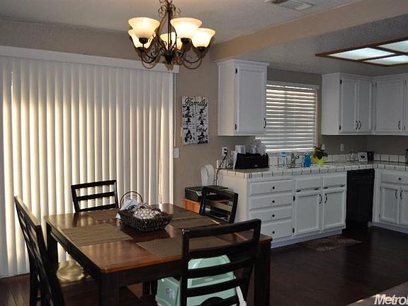 5th image of 4208 Deaton Dr