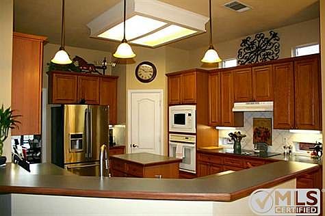 3rd image of 7813 Baywood Ct