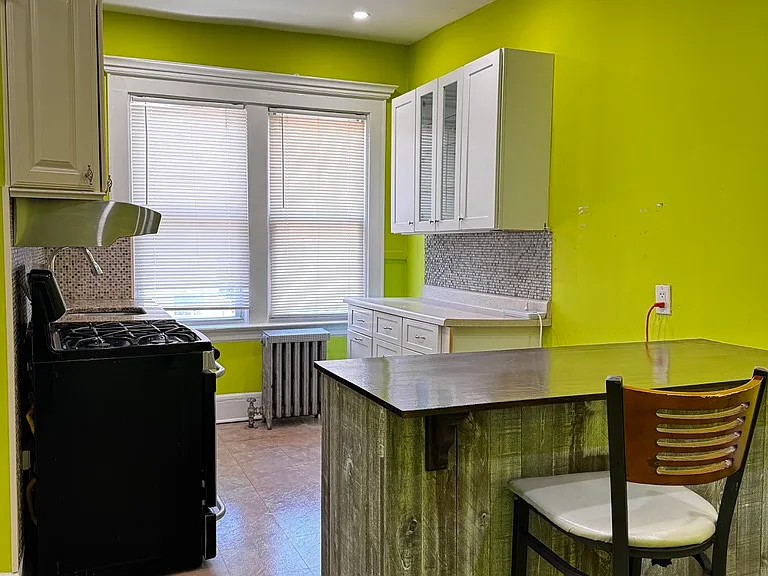 415 W Elm St #5 — Photo 10