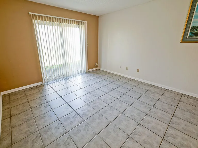 2325 W Pensacola St #155 — Photo 5