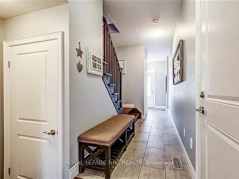 98 Shoreview Pl W #14 — Photo 7