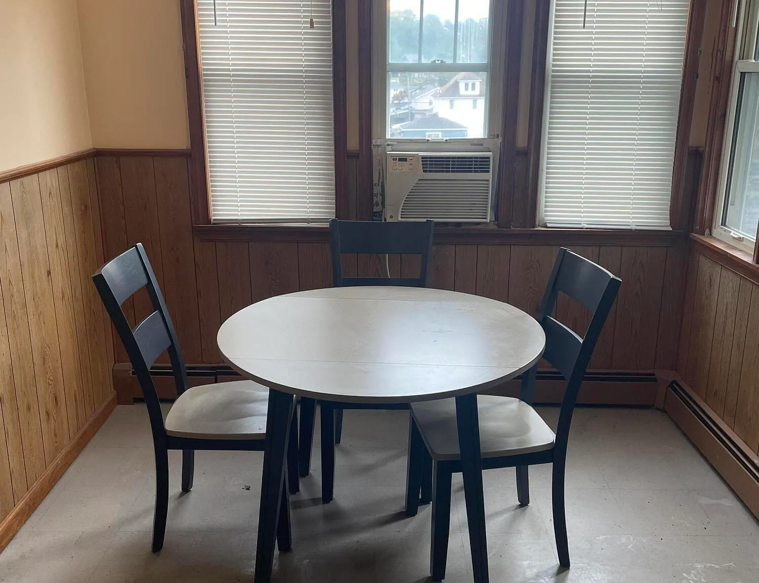 1 bed, 1.0 bath, 750 sqft, $1,000 — Photo 3