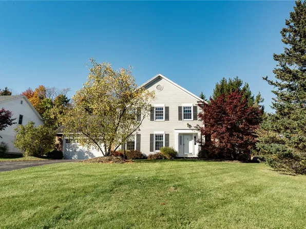 24 Wedmore Rd, Fairport, NY 14450