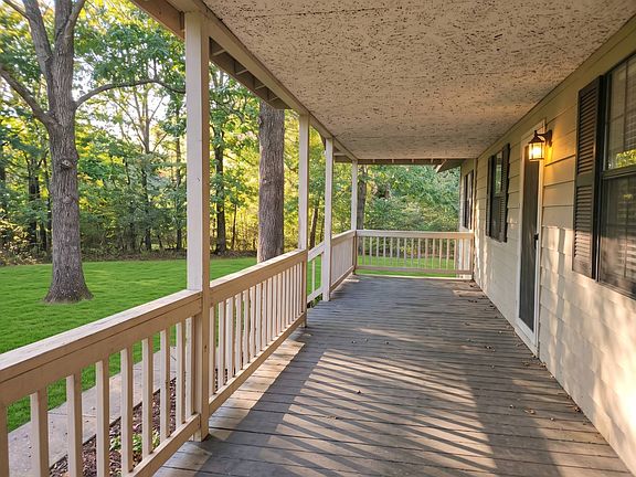 2nd image of 217 Mini Rd SE