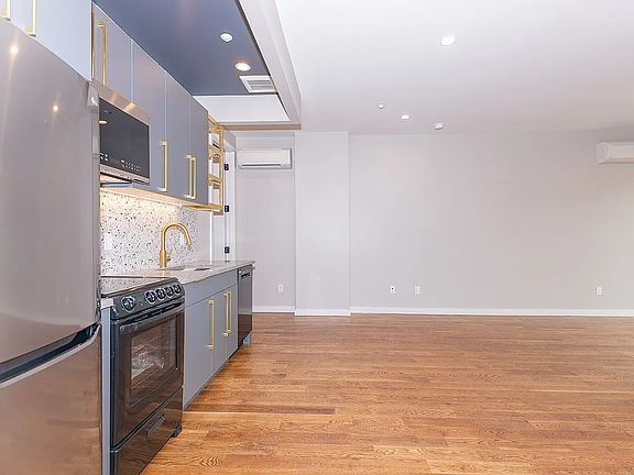 2nd image of 850 Flushing Ave #3C