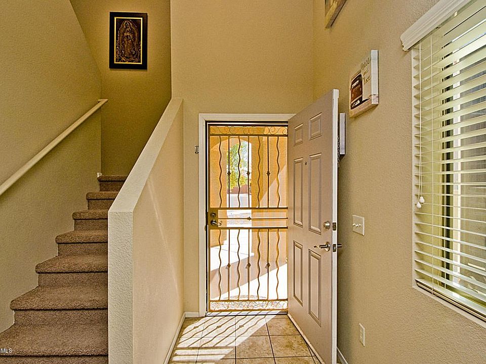 1st image of 1572 W Valladolid Dr