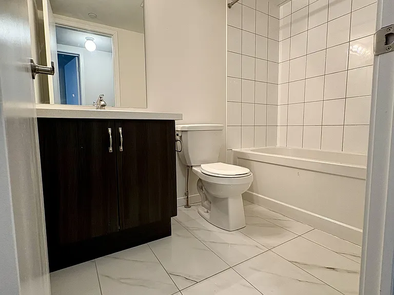 400 Alex Gardner Cir #83 — Photo 14