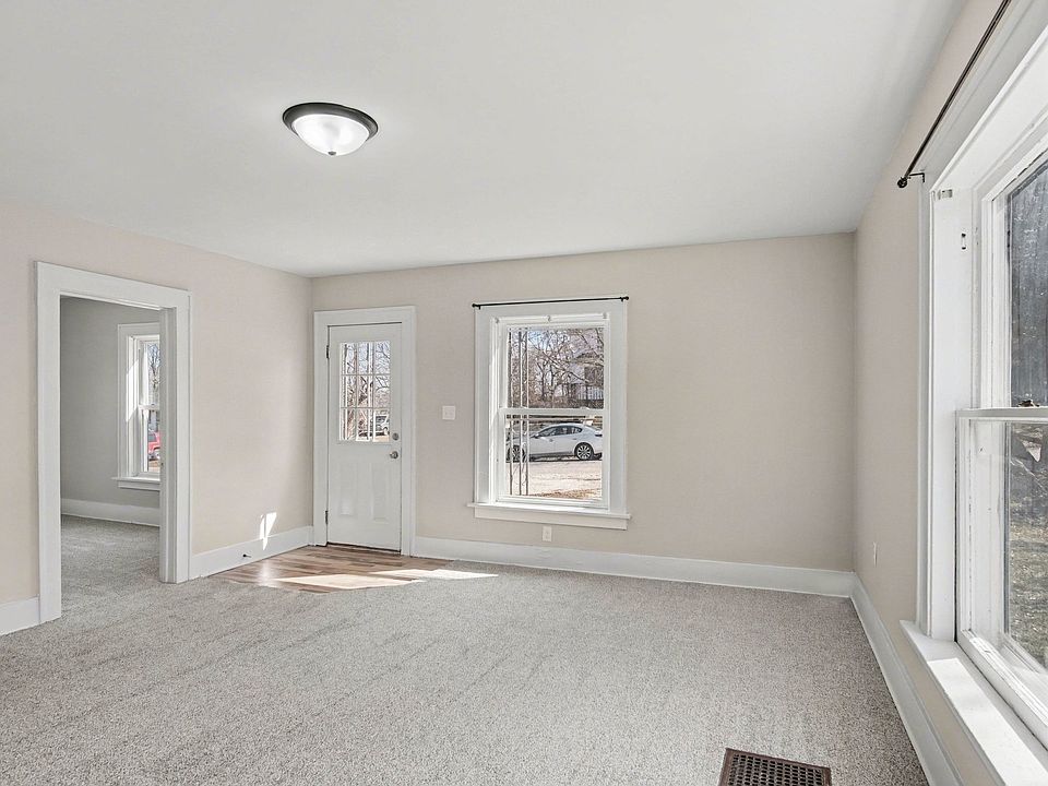 1st image of 917 James St #1