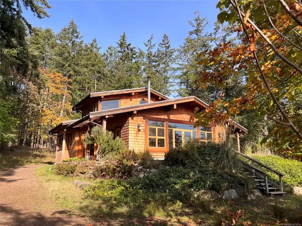 1955 Garland Dr, Nanaimo, BC V0R 1X6