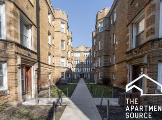 1640 W Pratt Blvd APT 2B, Chicago, IL 60626