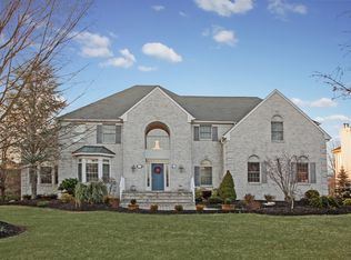 120 Briarwood Dr, Warren, NJ 07059