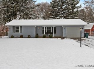 5771 Country View Dr, Allendale, MI 49401