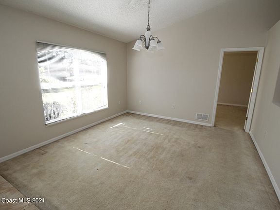 2nd image of 1725 Holbrook Rd NW